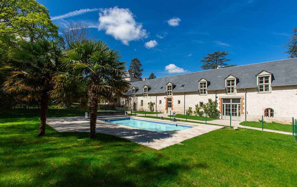 Une grande cuisine bien équipée pour vos repas en famille